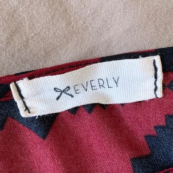 Everly Aztec Patterned Blouse - Picture 5 of 6